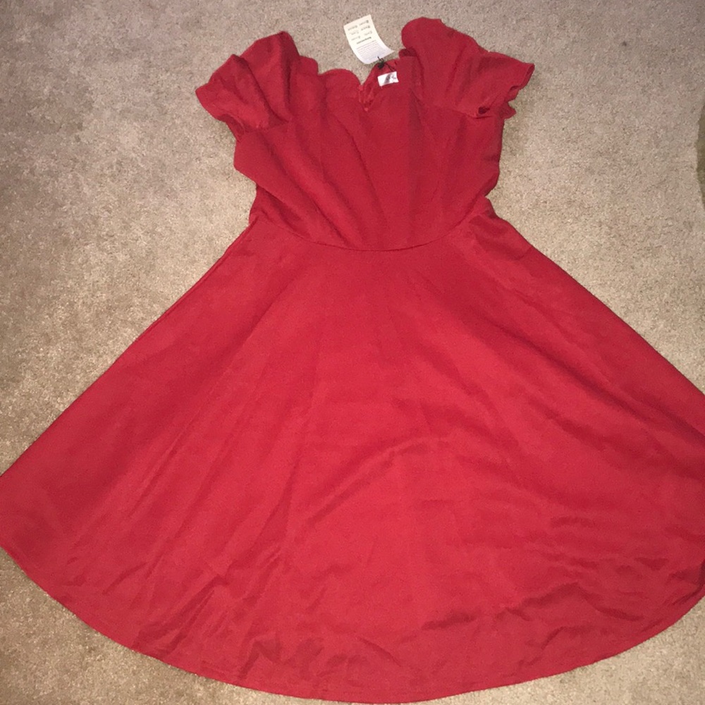 Red Off the Shoulder Dress! (Size XXL)